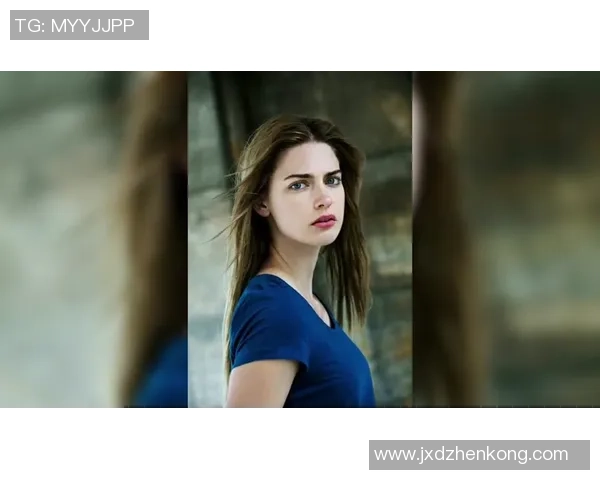 足球明星策格与女友的甜蜜生活揭秘及其背后的爱情故事